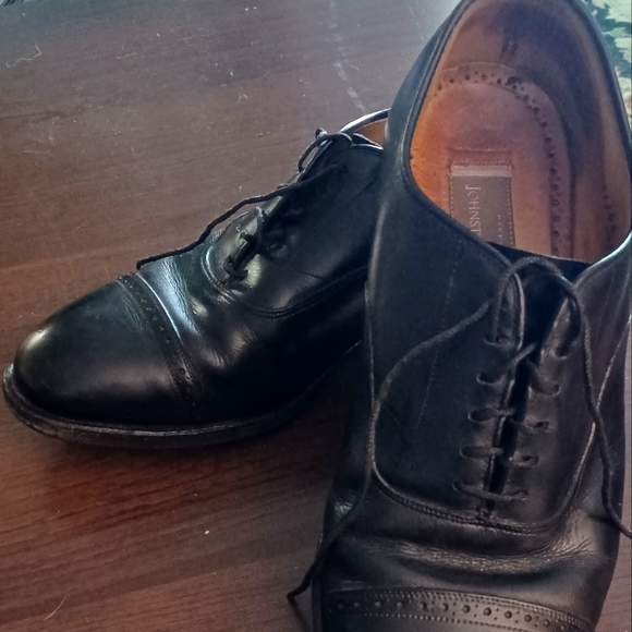 Shoes - Picture 1 of 2